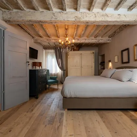 Couette-café L'imbrunire 3*